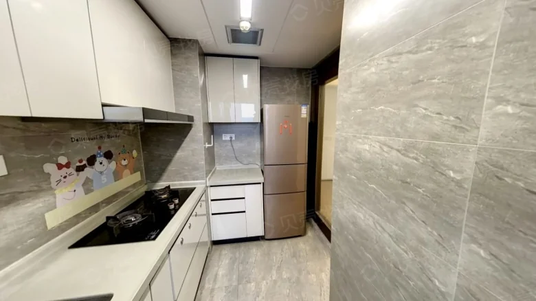 Emerald Skyline - View 5