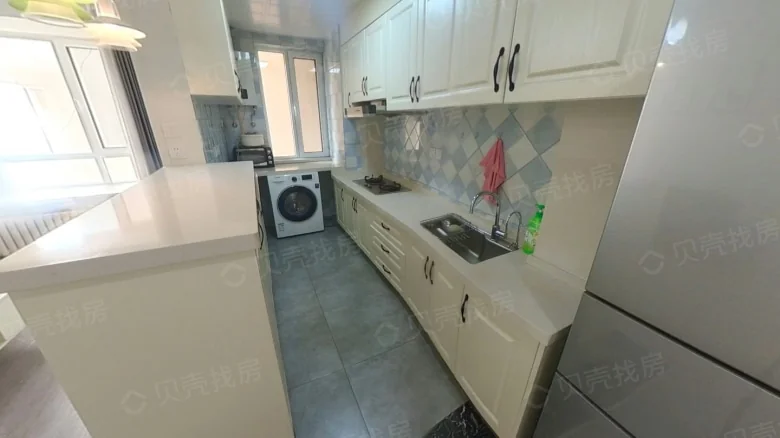 BOBO Apartment - View 3