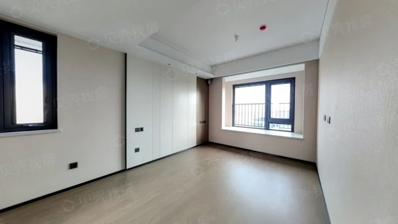 Related Property Image