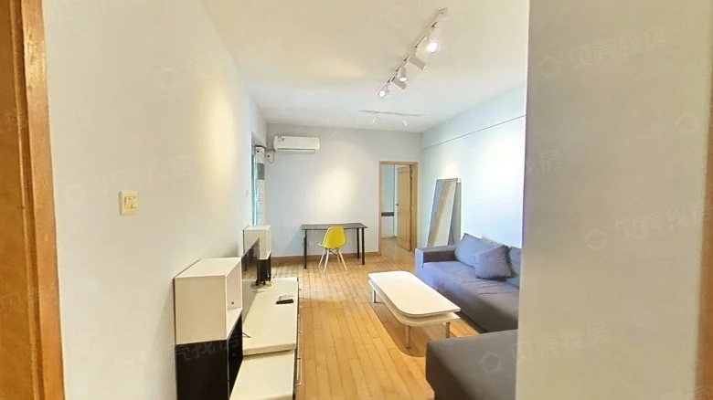 Guangyi Tower - View 3