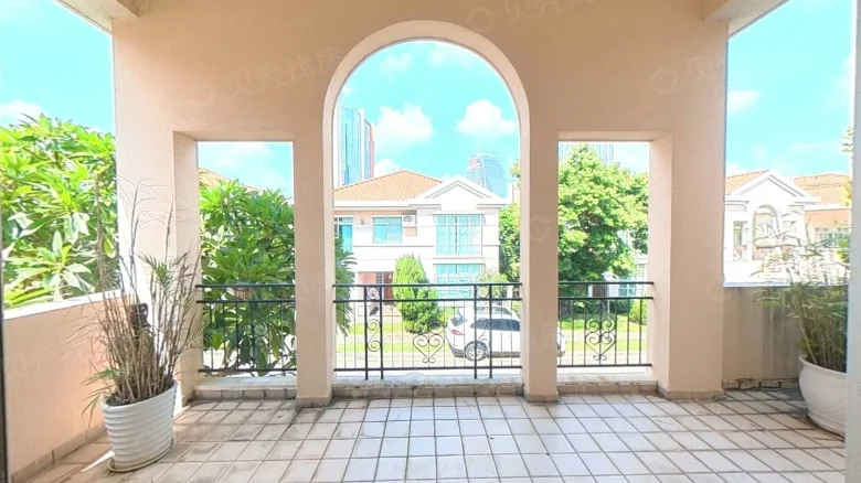 New World Garden - View 13