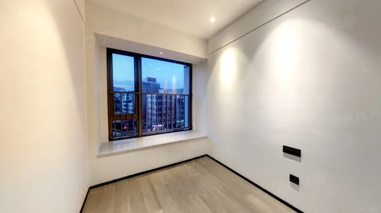 Related Property Image