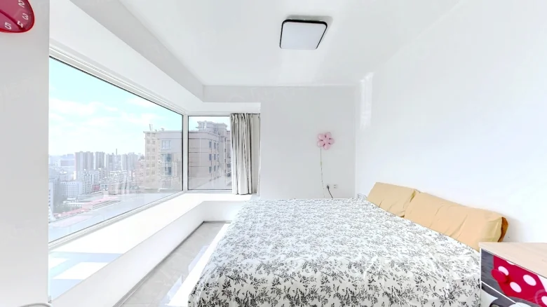 Crest International Garden - View 5