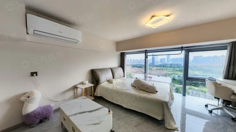 Swan Lake Phoenix Mansion - View 1