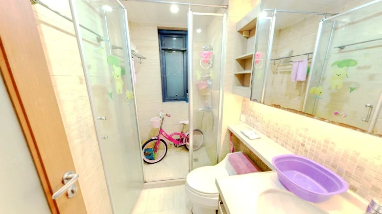 Vanke Golden Waterfront Phase I - View 6