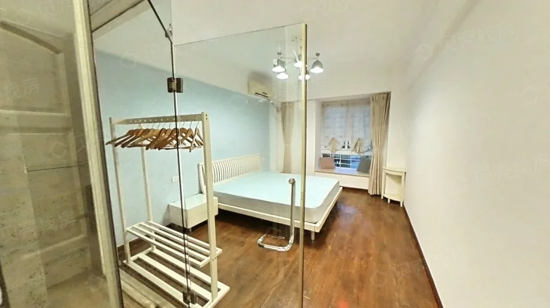 Related Property Image