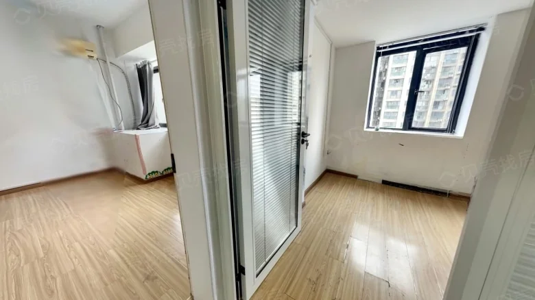 Related Property Image