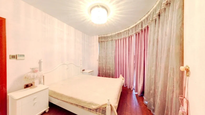 Related Property Image