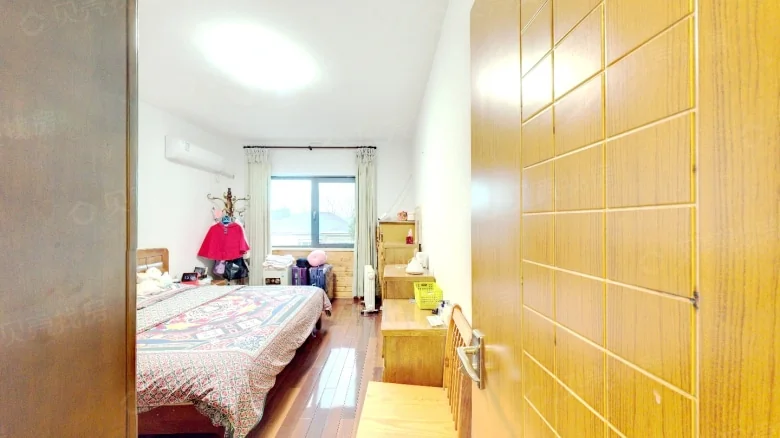 Qinlan Elegance Residence - View 4