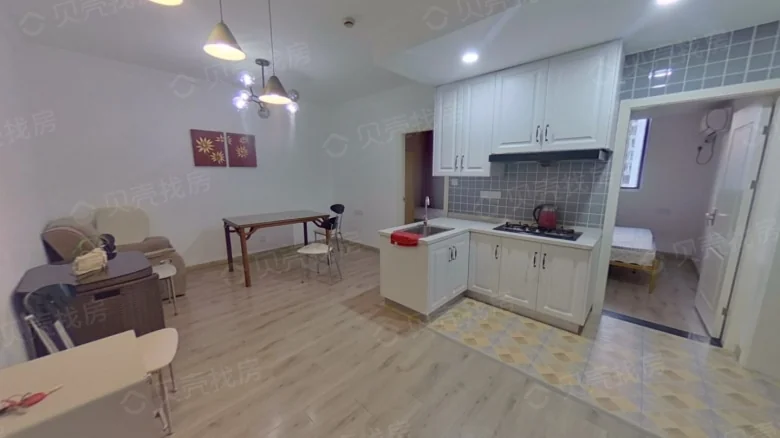 Global Plaza - View 3