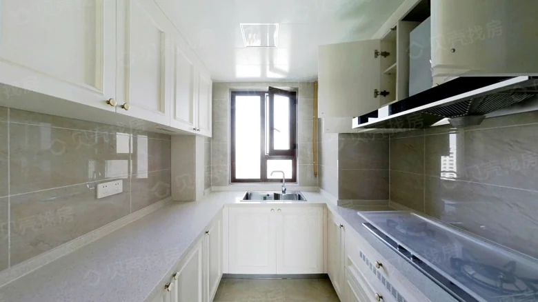 Vanke Jade Riverside Phase I - View 5