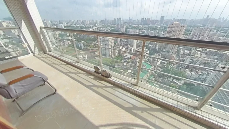 Railway Comprehensive Building - View 13