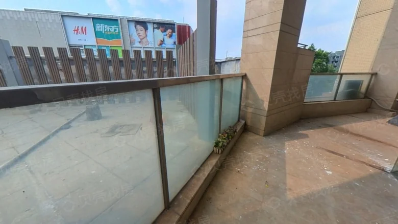 Bolden International Apartments - View 8