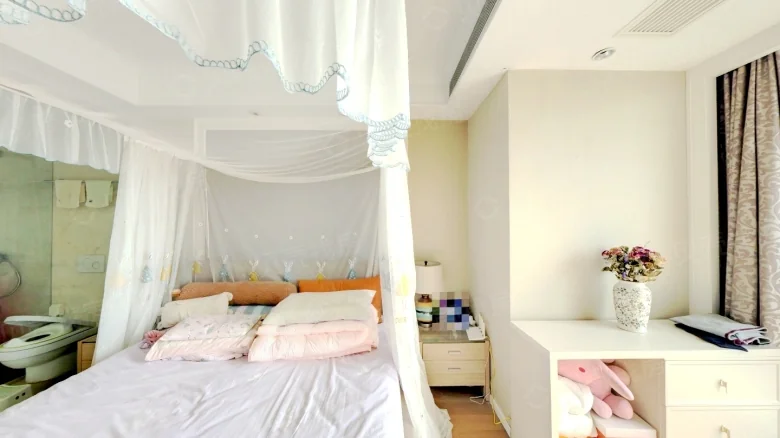 Suning Yafei International Apartment - View 6