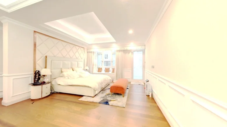 Vanke Four Seasons Flower City Villa - View 5