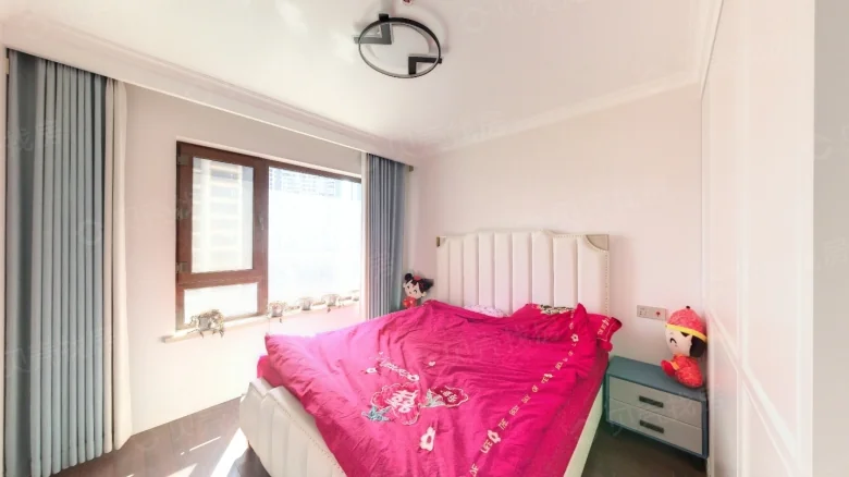 Vanke Jade Riverside Phase II - View 3