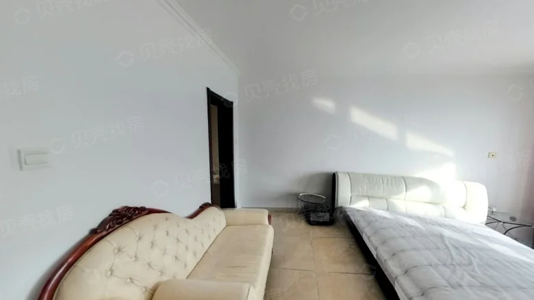 North Shore Mansion - View 9