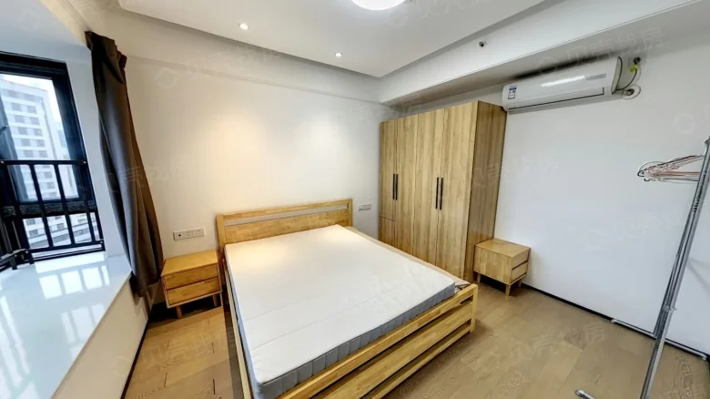 Emerald Skyline - View 4