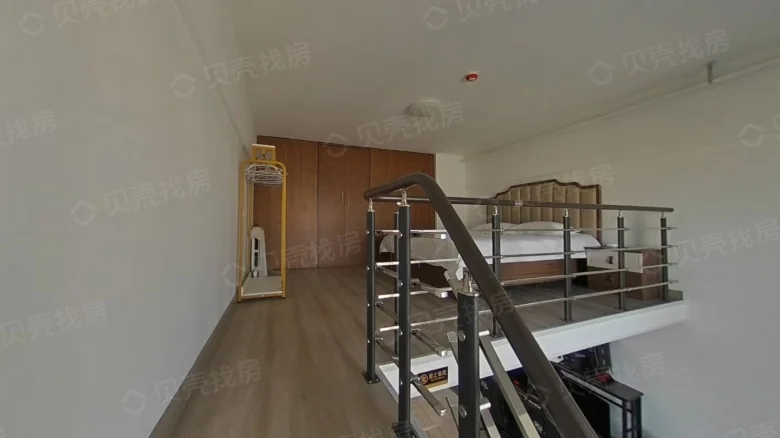 New South Station City Plaza - View 3