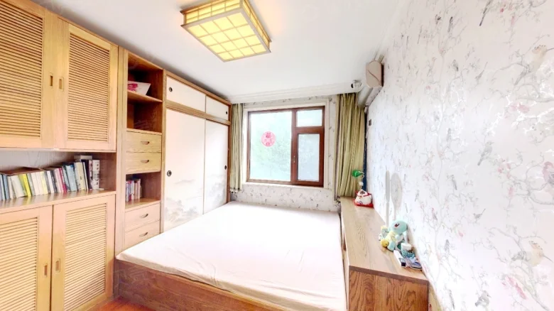 Related Property Image