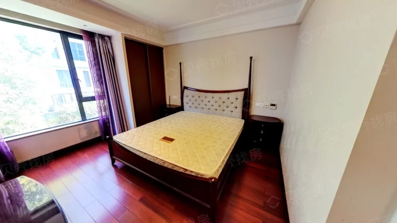 Mansion No. 6 - View 3