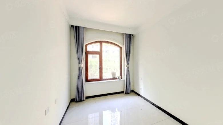 Tianshan Guobin Yihao - View 4