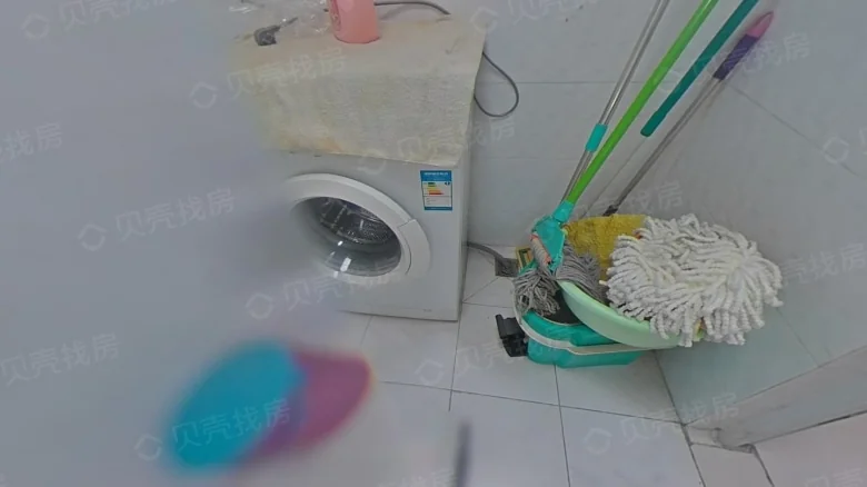 On the Waterfront East Garden - View 7