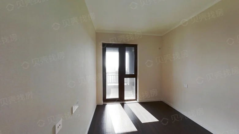 Vanke Jade Riverside Phase I - View 2