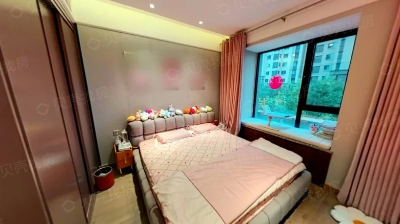 Related Property Image