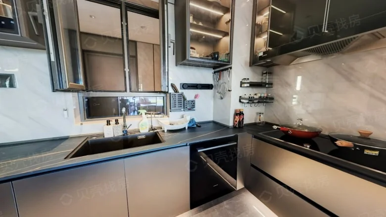 Longhu Guangnian - View 7