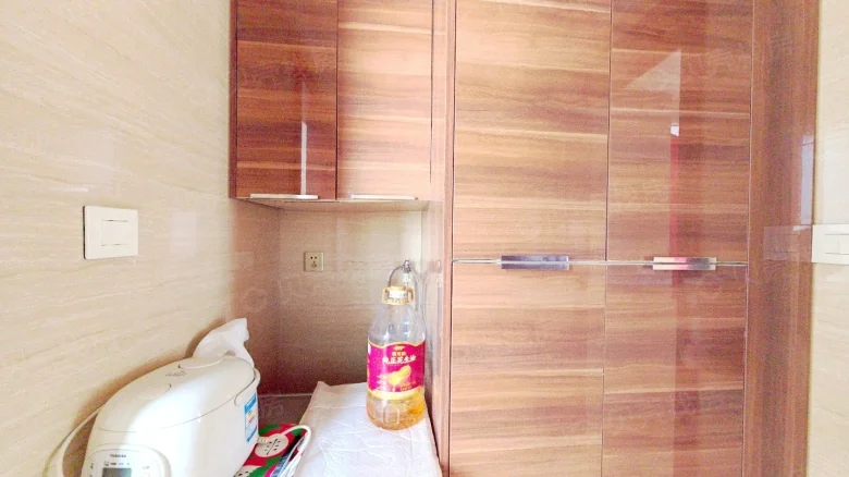 Crescent Splendor Mansion - View 9