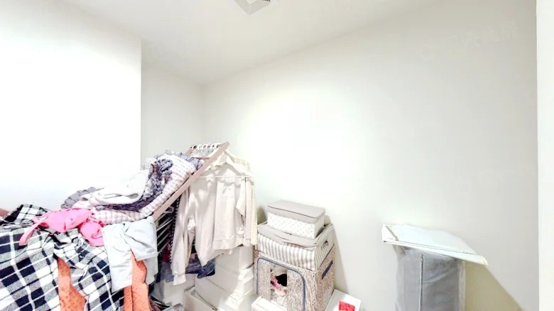 Water Accumulation Abundant Fragrance Moon Listening Pavilion - View 9