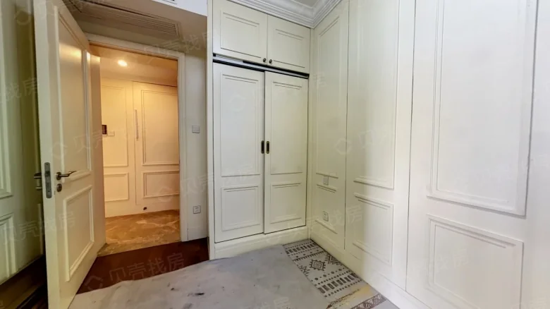 Related Property Image