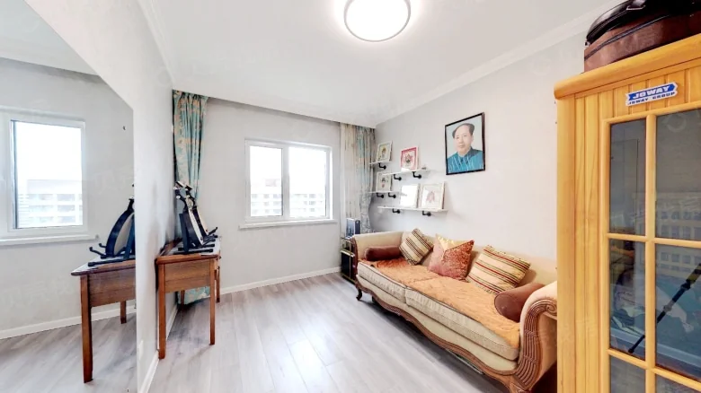 Shangjing Xin Shijie碧桂園花城公館would be translated as碧桂園 Green Kingdom Huacheng Gunguan Flower City Public Mansion, but for - View 3