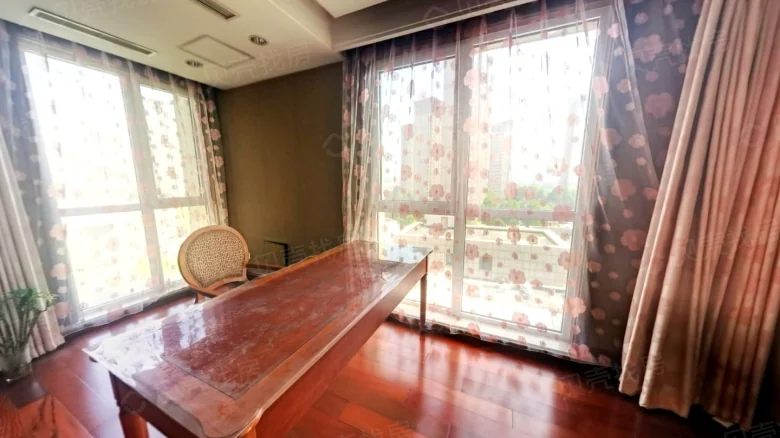 Related Property Image