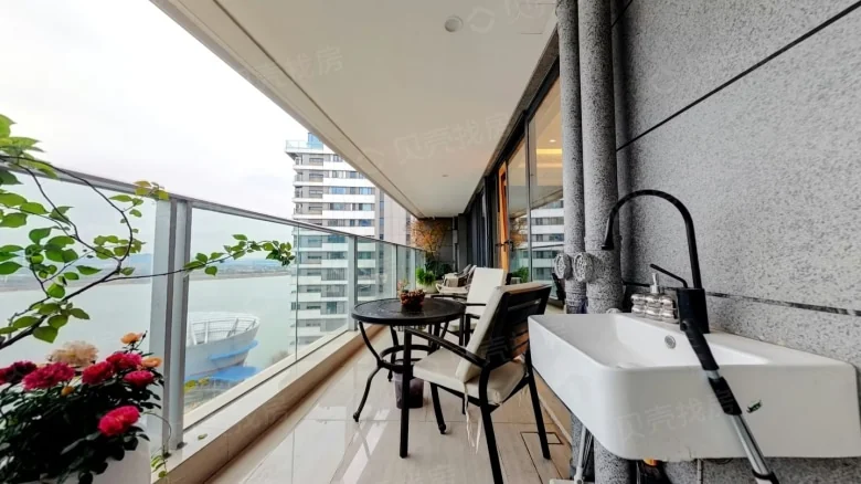 Pearl River Yide Mansion - View 9