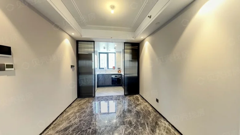 IFC International Financial Center Residence - View 6