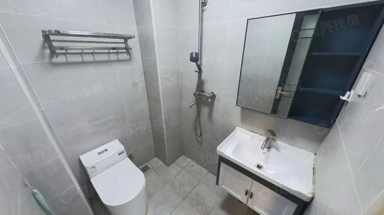 New Land Central Garden - View 7