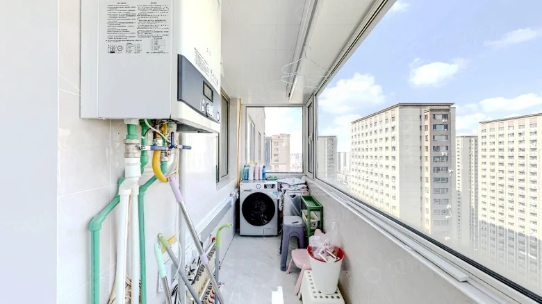 Crest International Garden - View 8