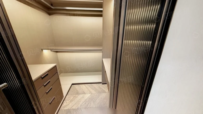 Related Property Image