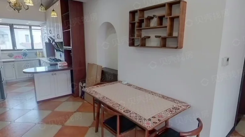 Tongrun California - View 4