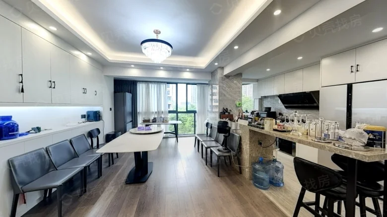 Purple Gold Home South District - View 7