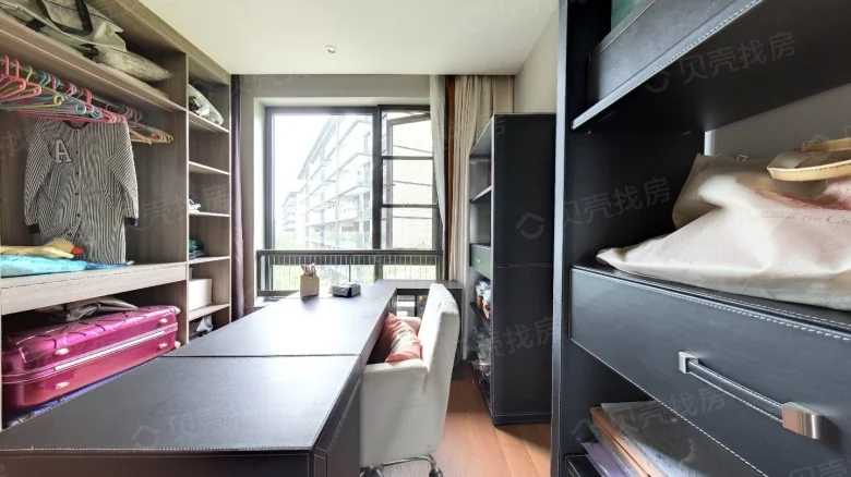 Related Property Image