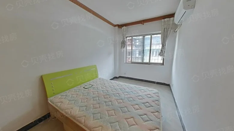 Dongshan Huafeng Tower - View 4