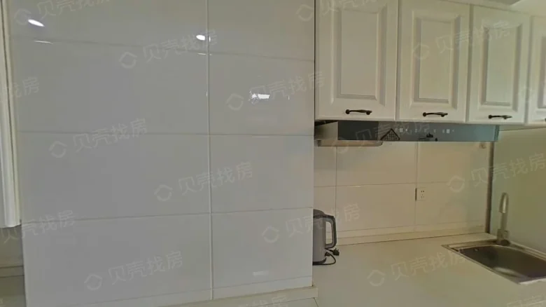 Xinrong Building - View 3