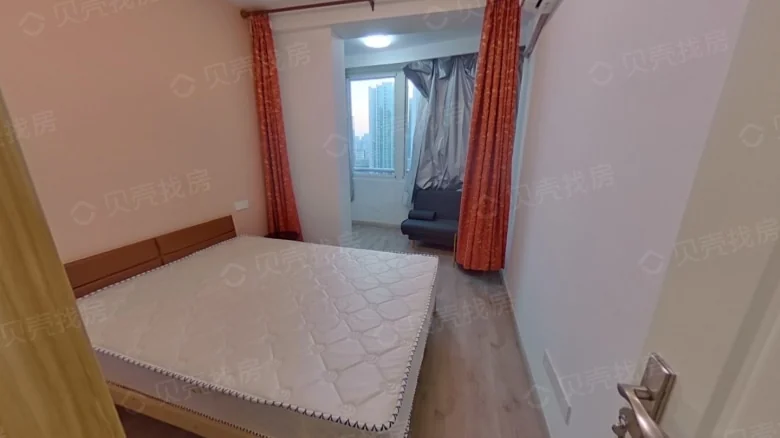 Global Plaza - View 2