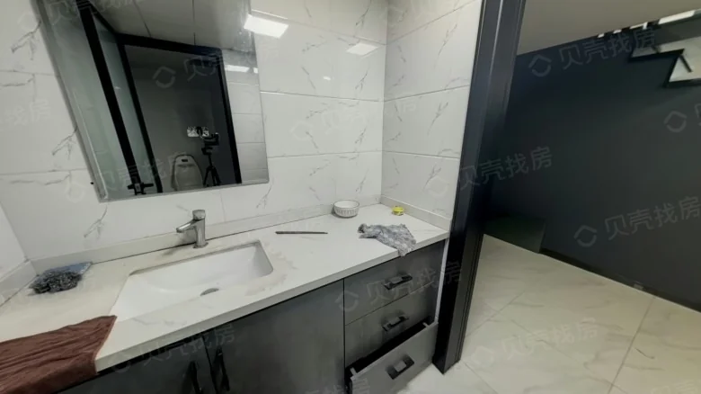 Emerald Land Pearl City - View 9