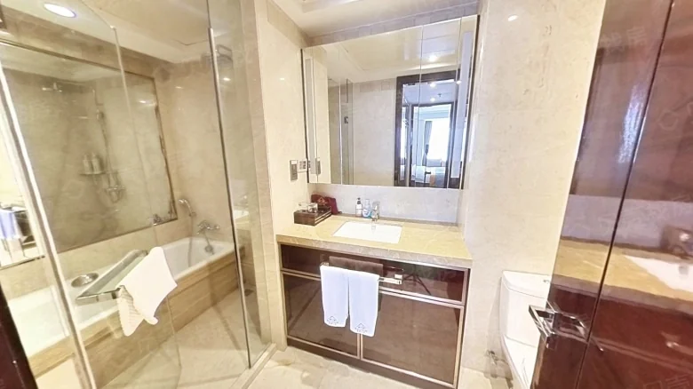 New World Famous Convergence - View 6