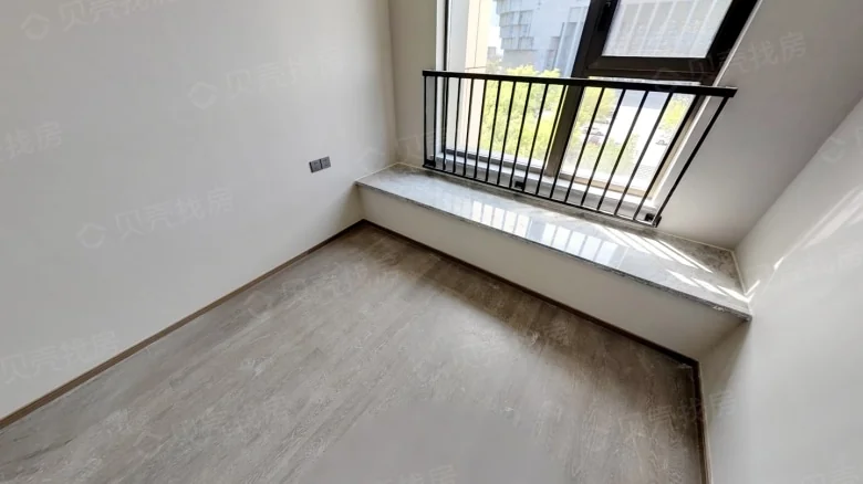 Related Property Image