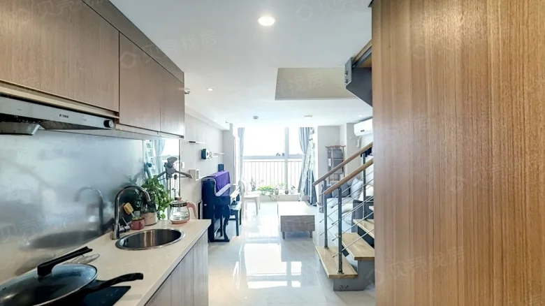 International Trade Residence - View 3